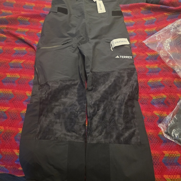 Black Overalls - Picture 8 of 13